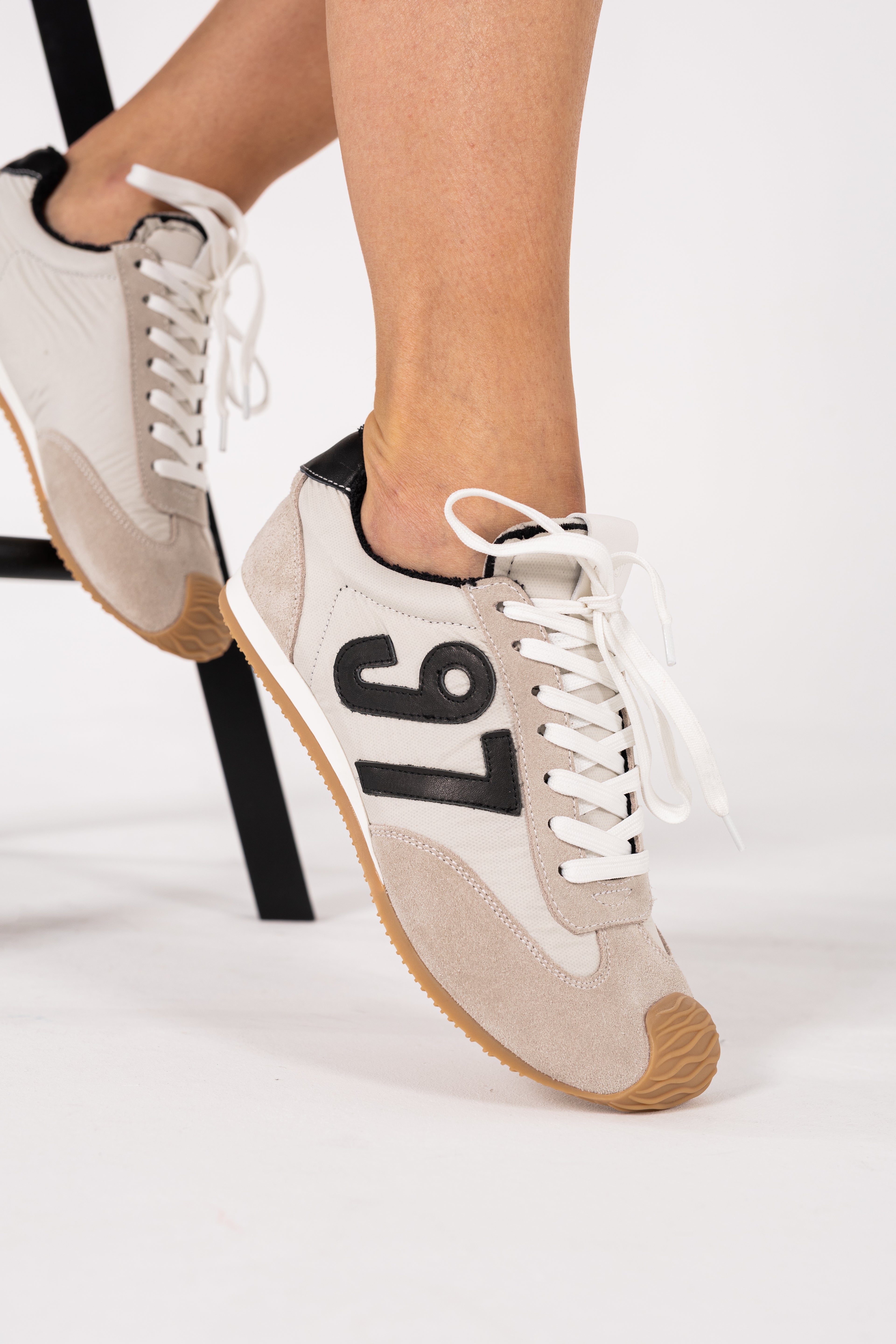 SAPATILHAS ABF-97 CELINE V211-03 BEIGE/BLACK